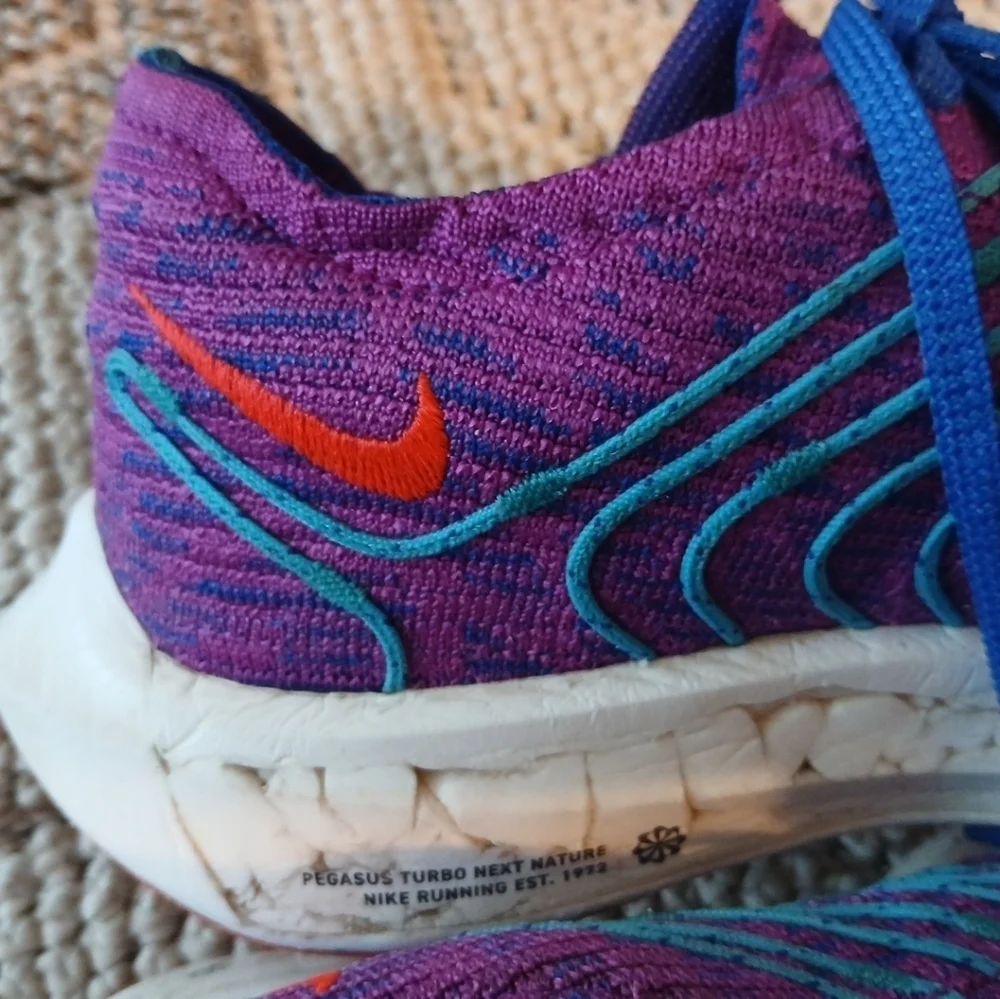 Nike Women’s Size 8.5 Pegasus Turbo Next Nature Running Shoes Fuchsia Crimson